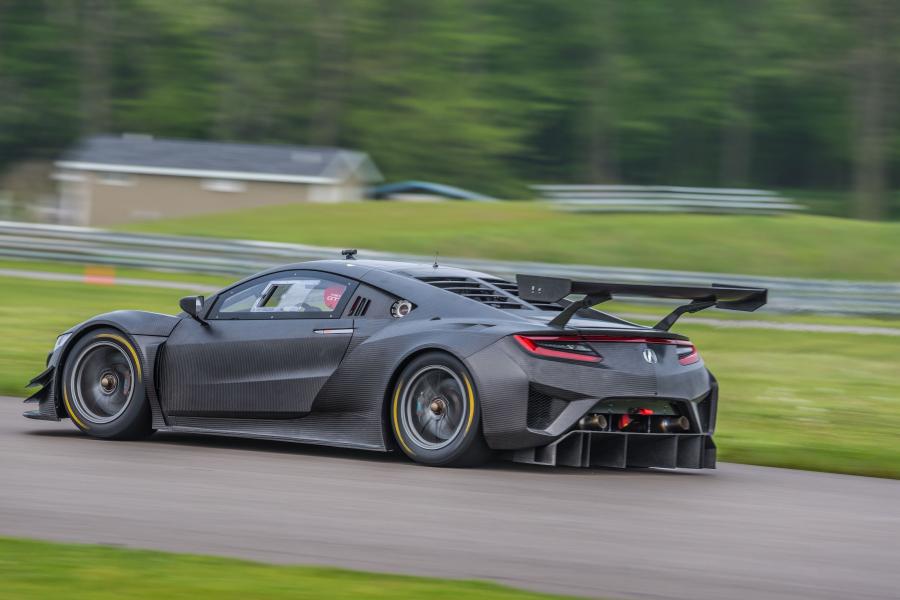  Acura NSX GT3 Racecar 2016 года  (фото 3 из 11)